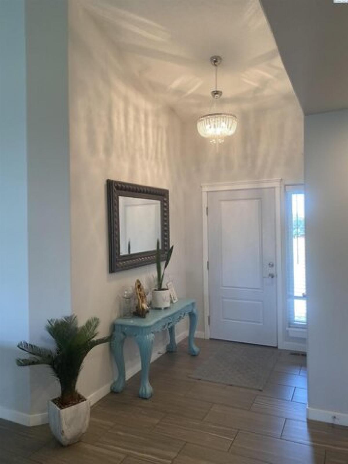 Picture of Home For Sale in Pasco, Washington, United States