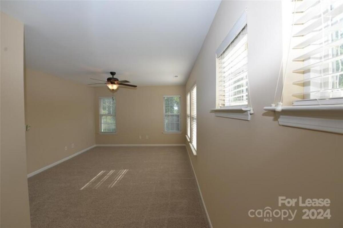 Picture of Home For Rent in Charlotte, North Carolina, United States