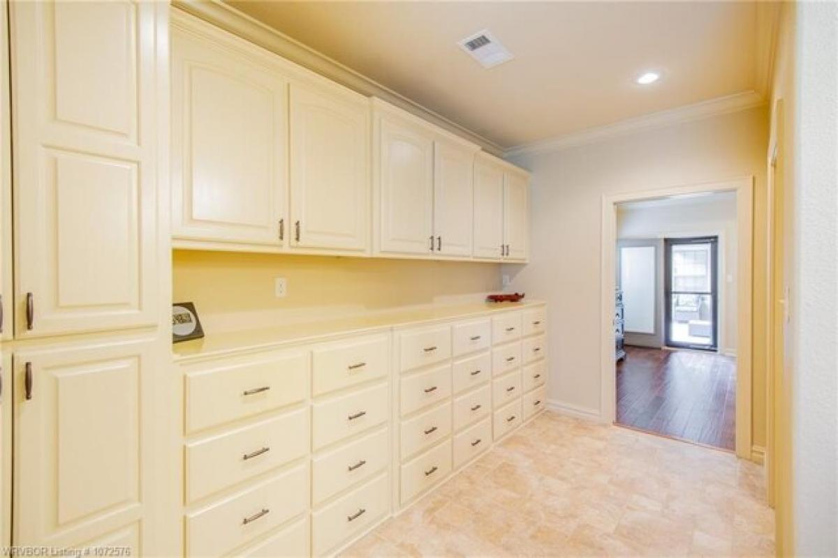 Picture of Home For Sale in Fort Smith, Arkansas, United States