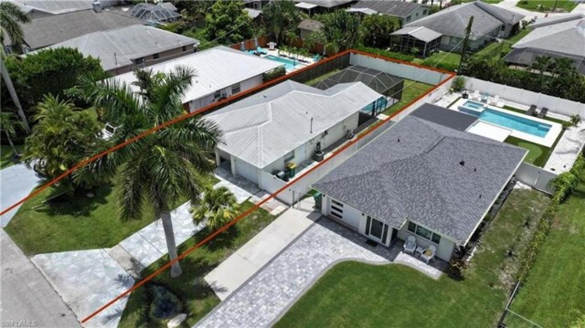 Picture of Home For Sale in Naples, Florida, United States