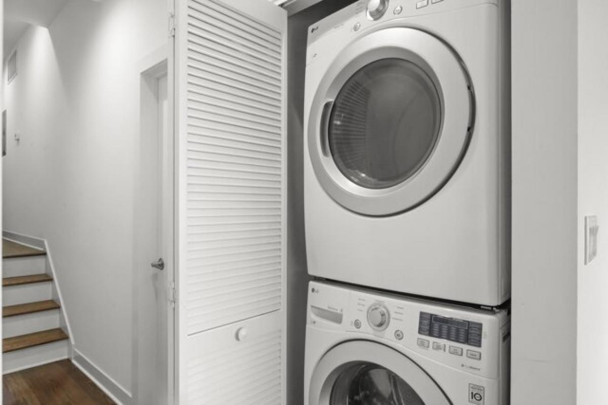 Picture of Home For Rent in Chicago, Illinois, United States