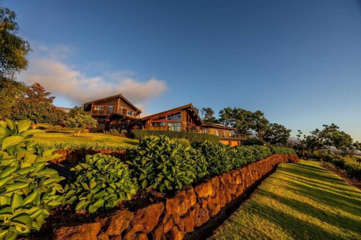 Picture of Home For Sale in Kula, Hawaii, United States