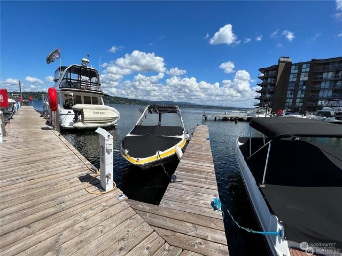 Picture of Residential Land For Sale in Seattle, Washington, United States