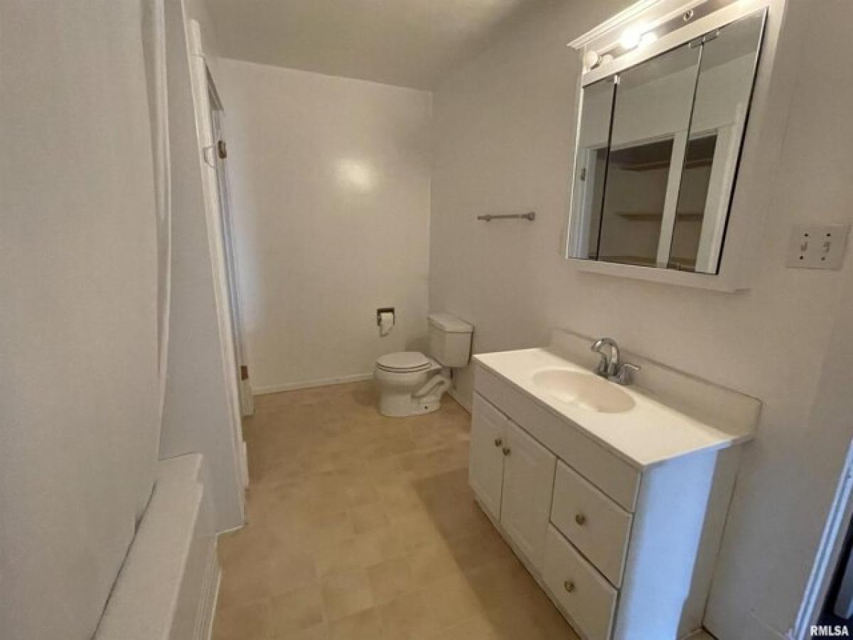 Picture of Home For Sale in Peoria, Illinois, United States