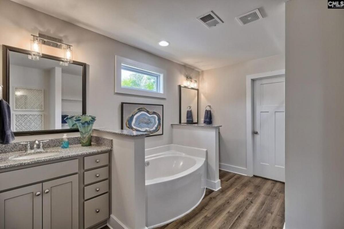 Picture of Home For Sale in Camden, South Carolina, United States