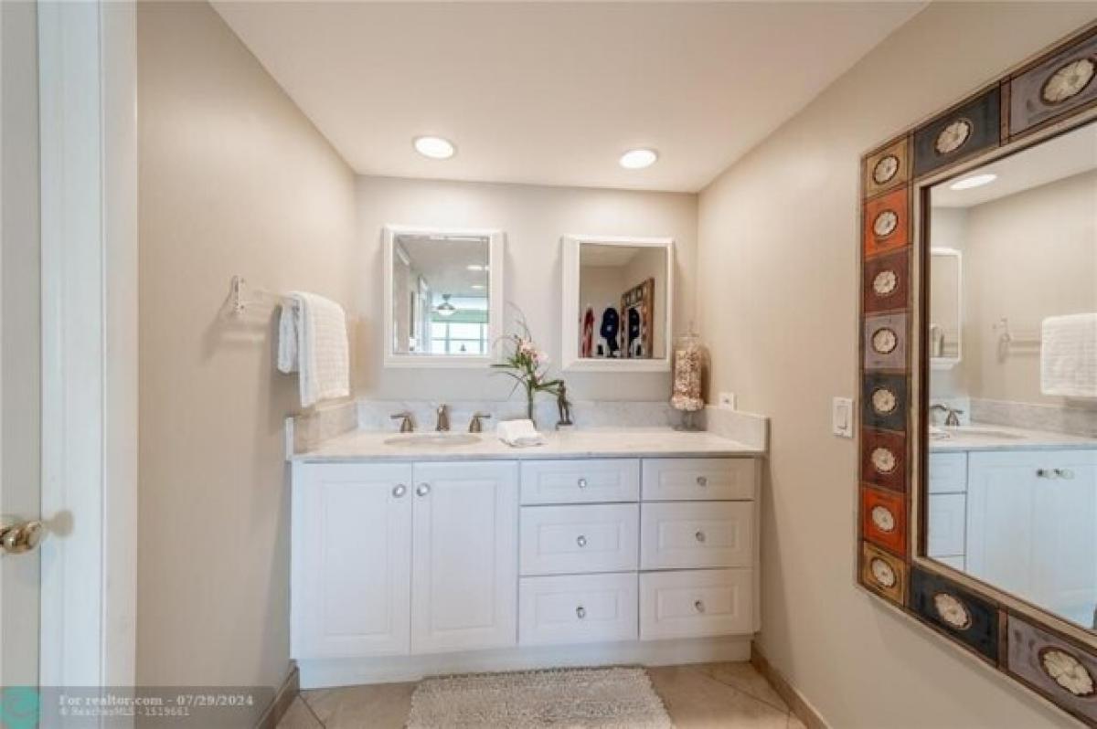 Picture of Home For Sale in Pompano Beach, Florida, United States