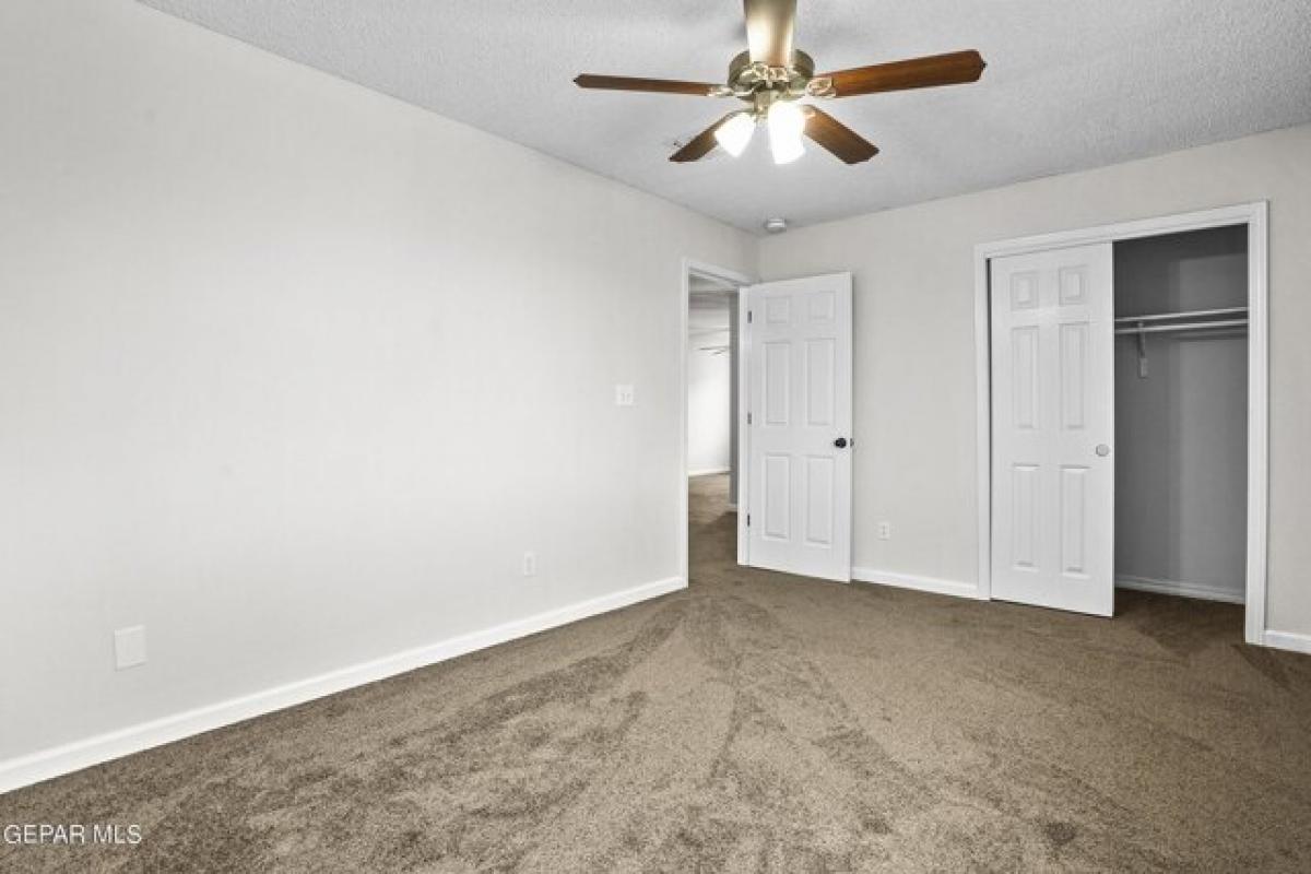 Picture of Home For Sale in El Paso, Texas, United States