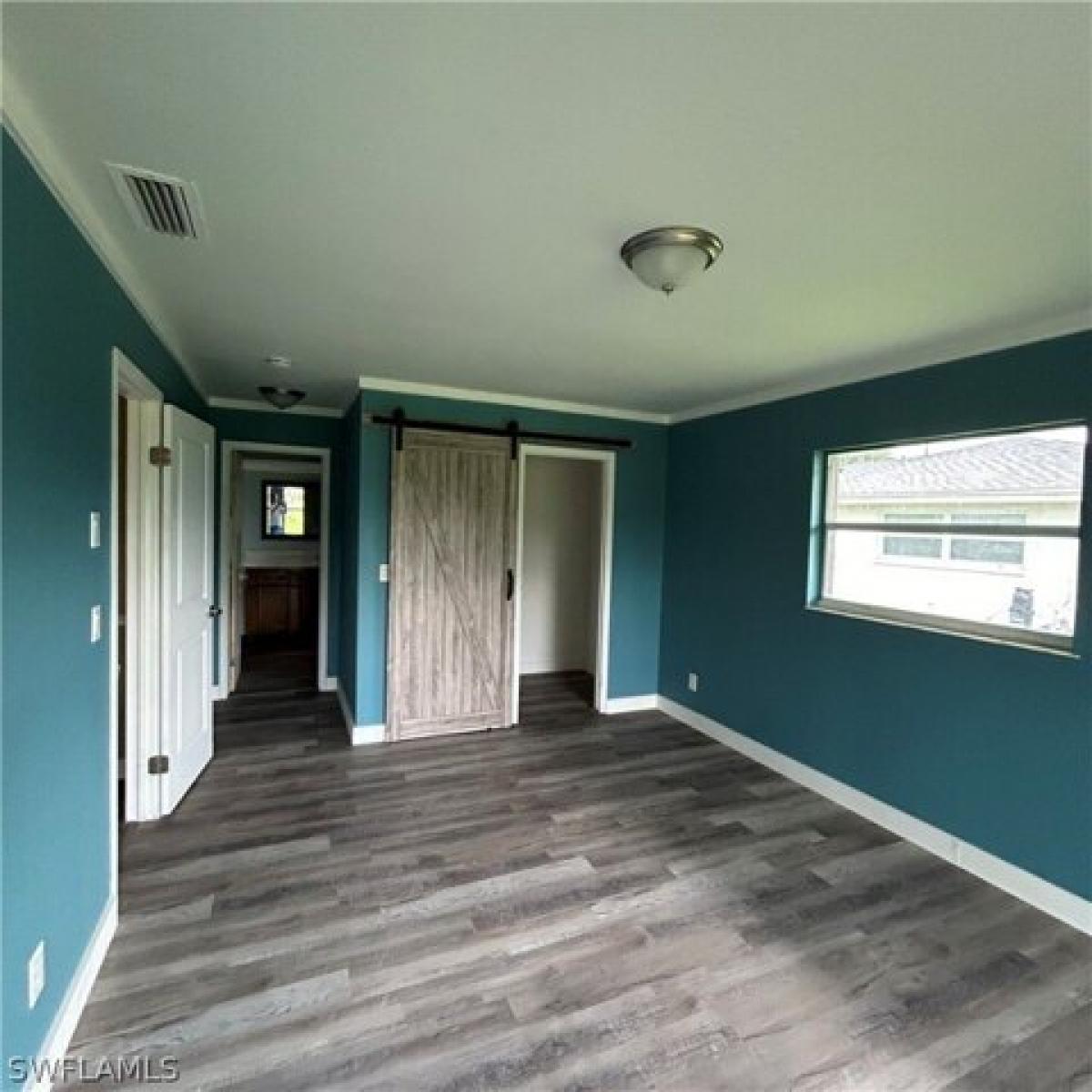 Picture of Home For Sale in Cape Coral, Florida, United States