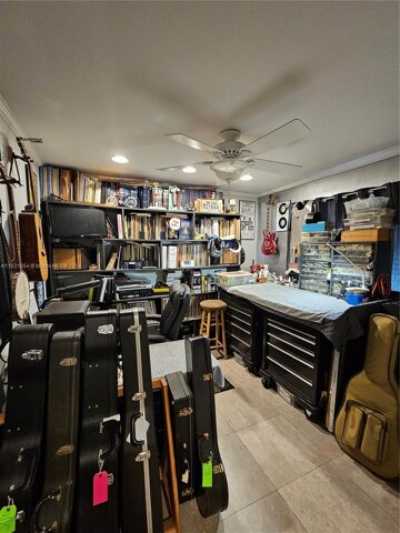 Home For Sale in Fort Lauderdale, Florida