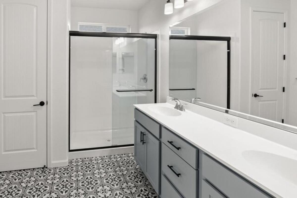 Picture of Home For Sale in Hollister, California, United States