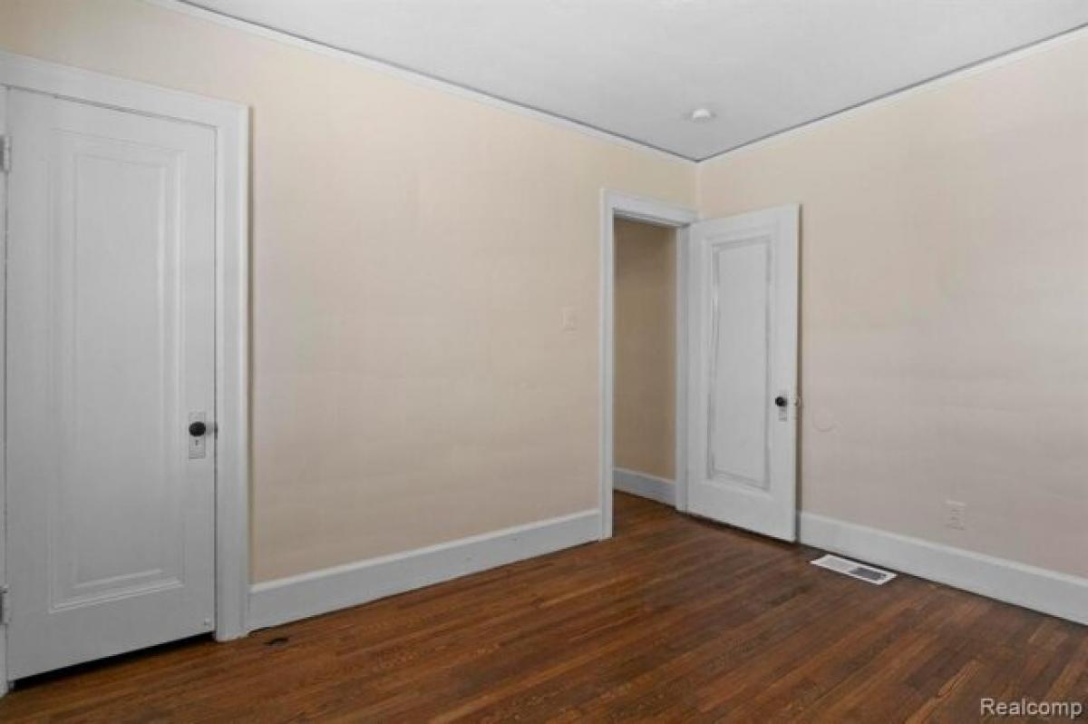 Picture of Home For Sale in Detroit, Michigan, United States