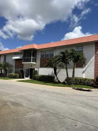 Home For Rent in Pompano Beach, Florida