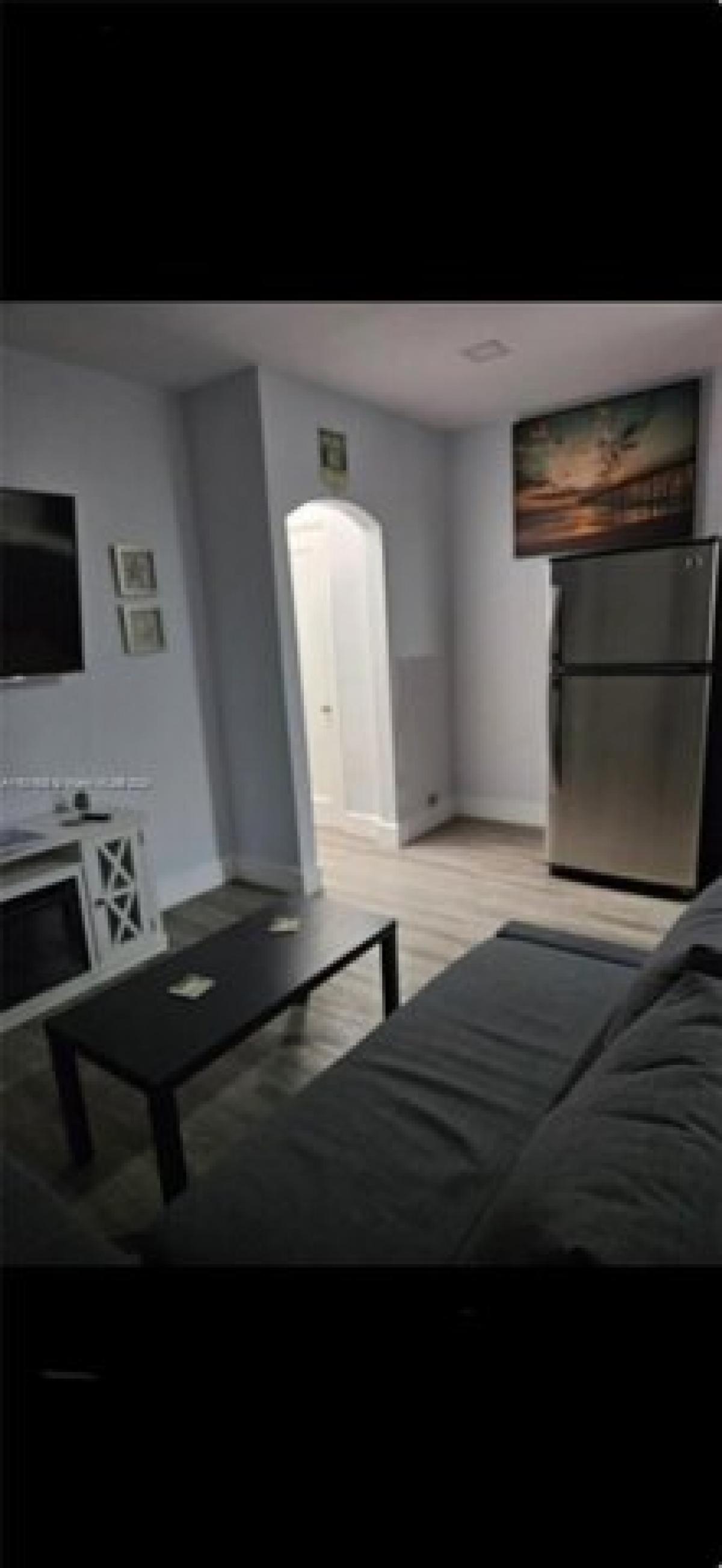 Picture of Home For Sale in Hollywood, Florida, United States