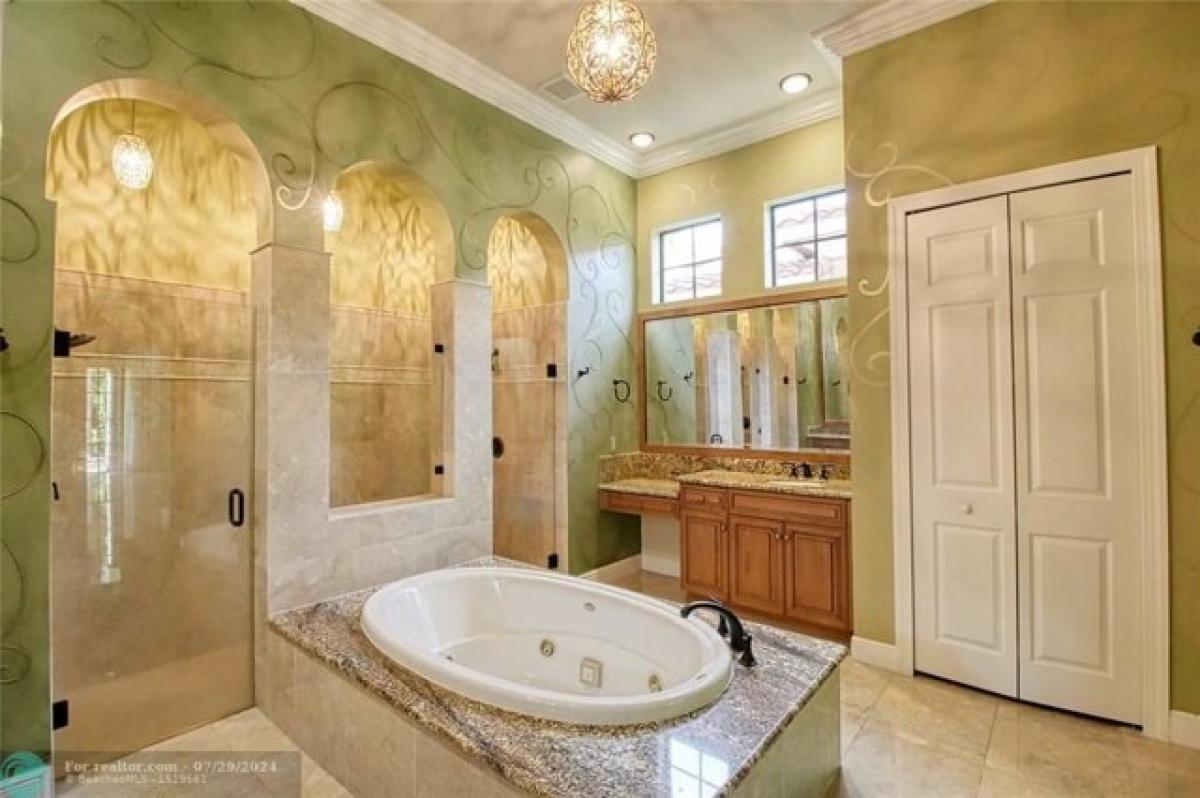 Picture of Home For Sale in Parkland, Florida, United States