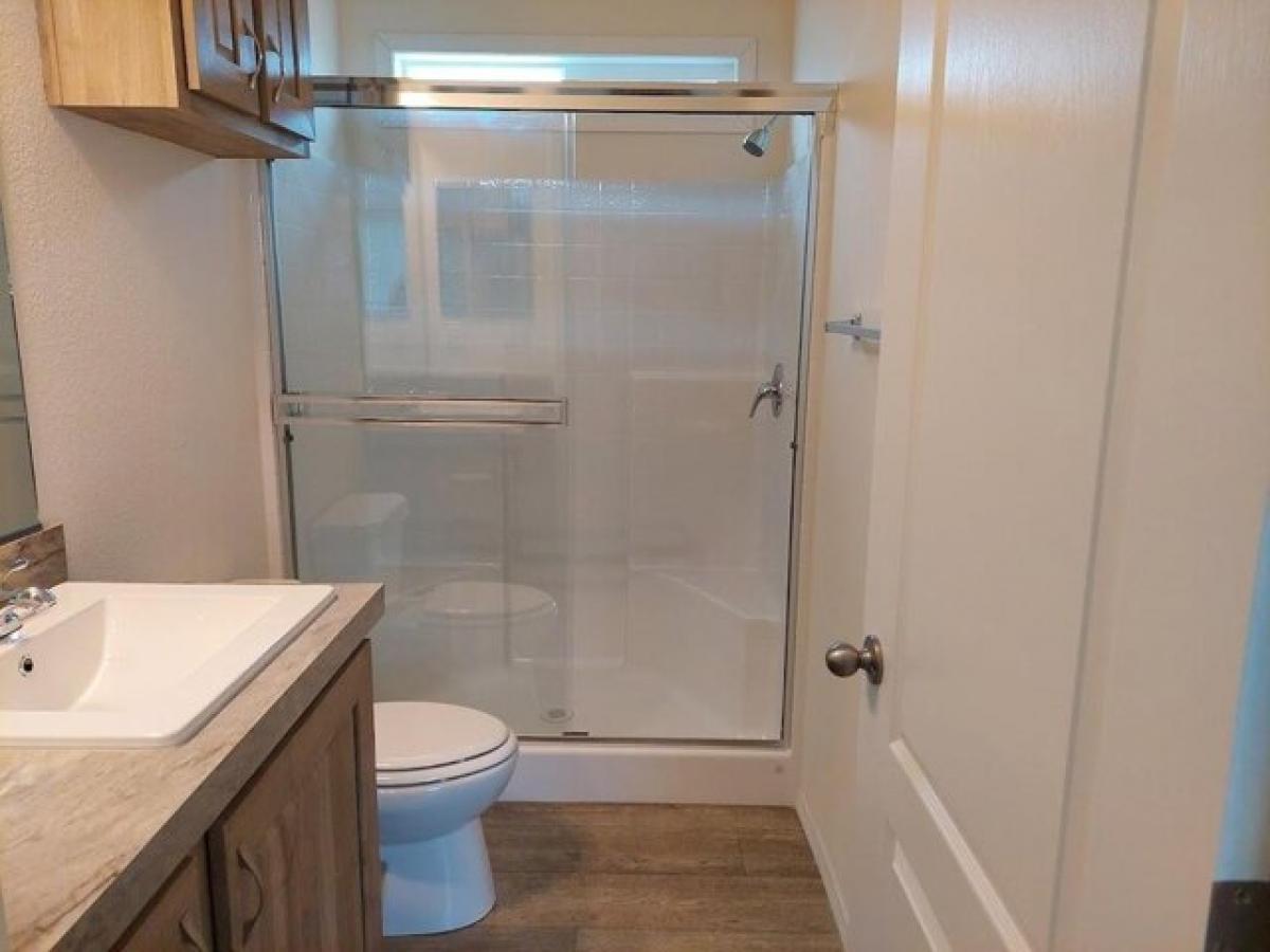 Picture of Home For Sale in Redding, California, United States