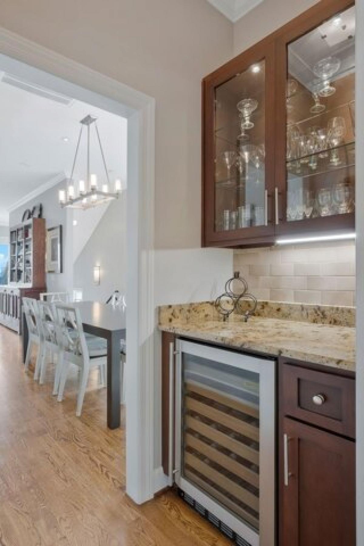 Picture of Home For Sale in Nashville, Tennessee, United States