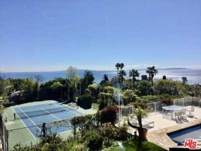 Home For Rent in Malibu, California