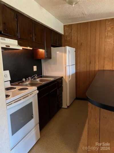 Home For Sale in Hickory, North Carolina