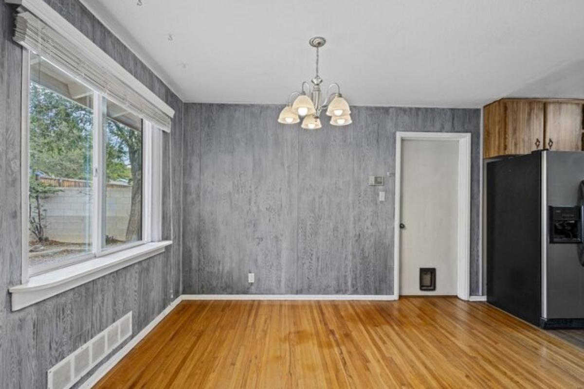 Picture of Home For Sale in Albuquerque, New Mexico, United States