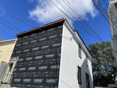 Home For Sale in Newark, New Jersey