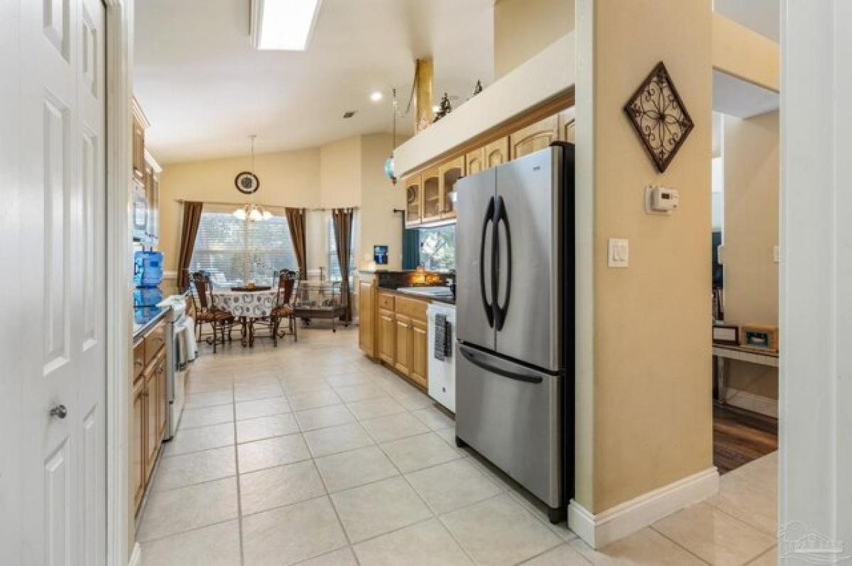 Picture of Home For Sale in Milton, Florida, United States