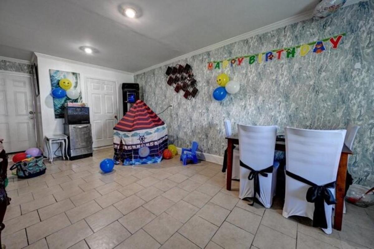 Picture of Home For Sale in Kenner, Louisiana, United States