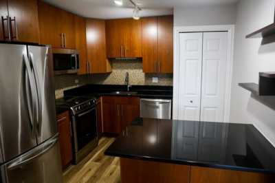 Home For Rent in Chicago, Illinois