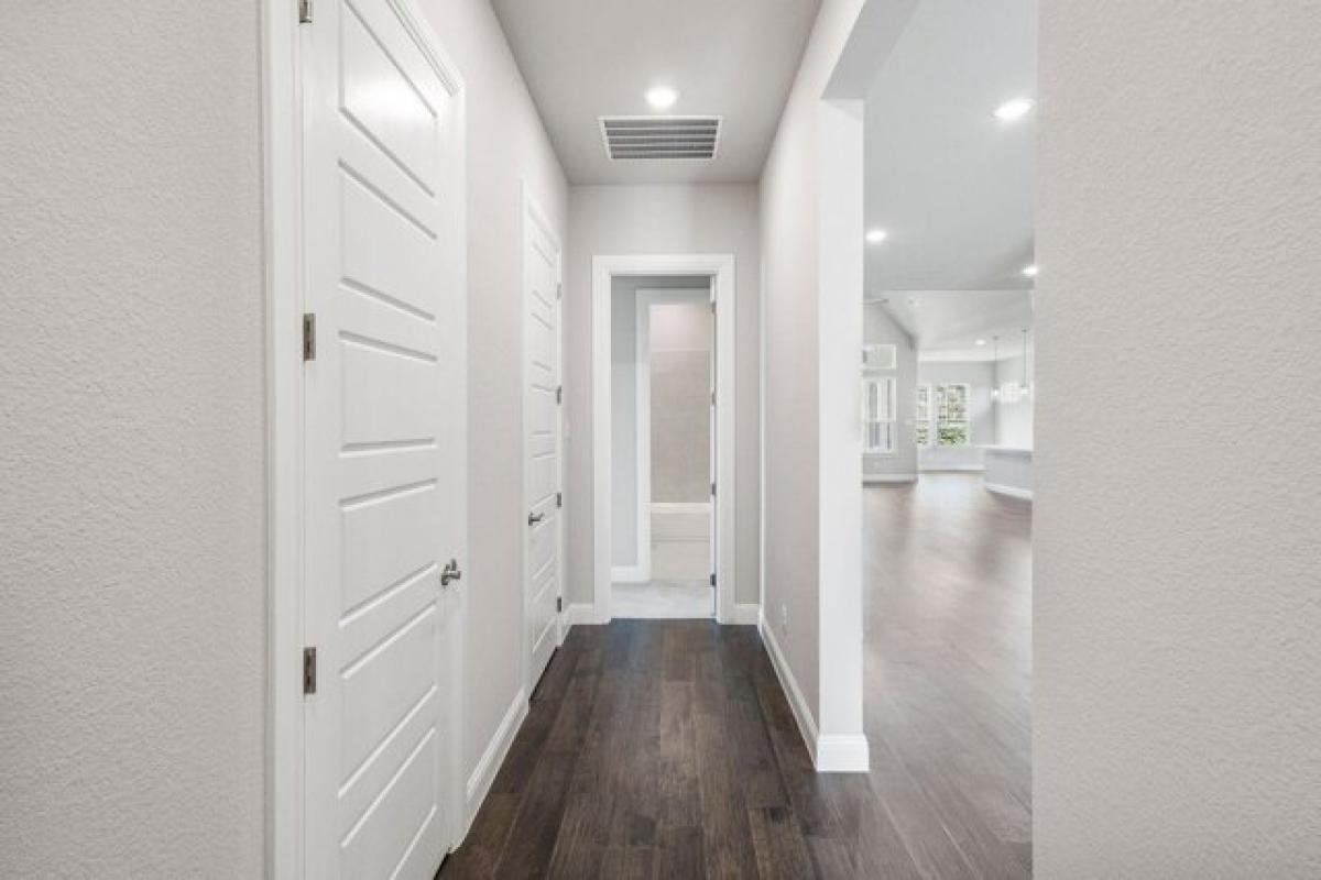 Picture of Home For Sale in Aledo, Texas, United States