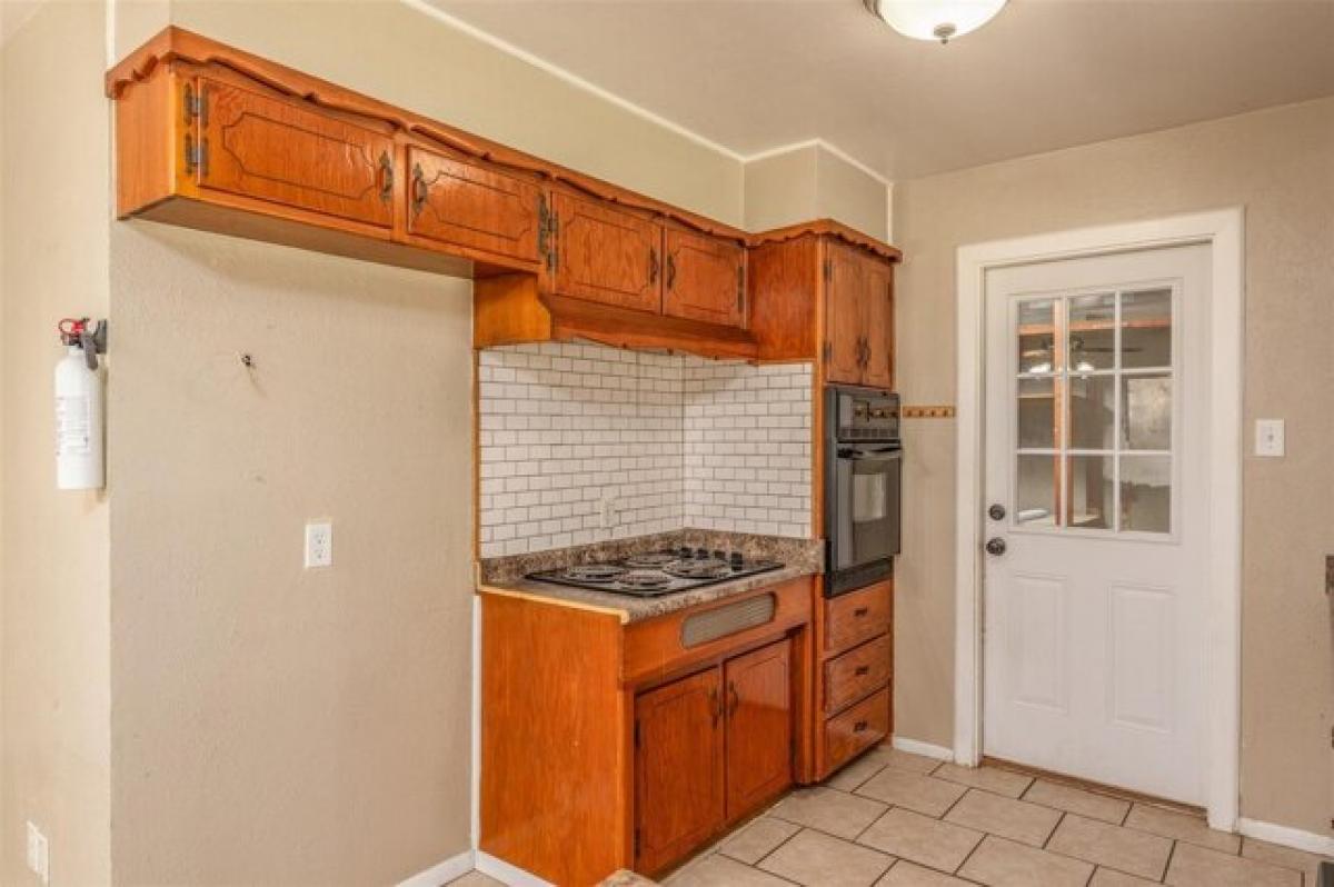 Picture of Home For Sale in Hurst, Texas, United States