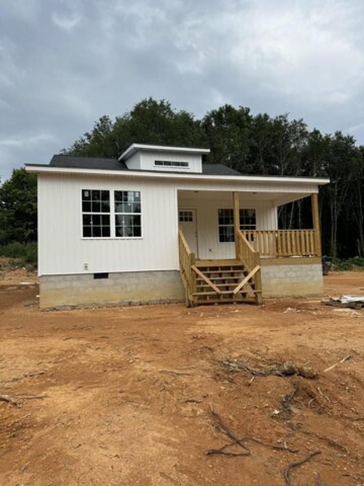 Picture of Home For Sale in Dalton, Georgia, United States