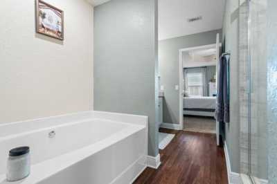 Home For Sale in Gulf Breeze, Florida