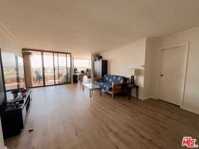 Home For Sale in Marina del Rey, California