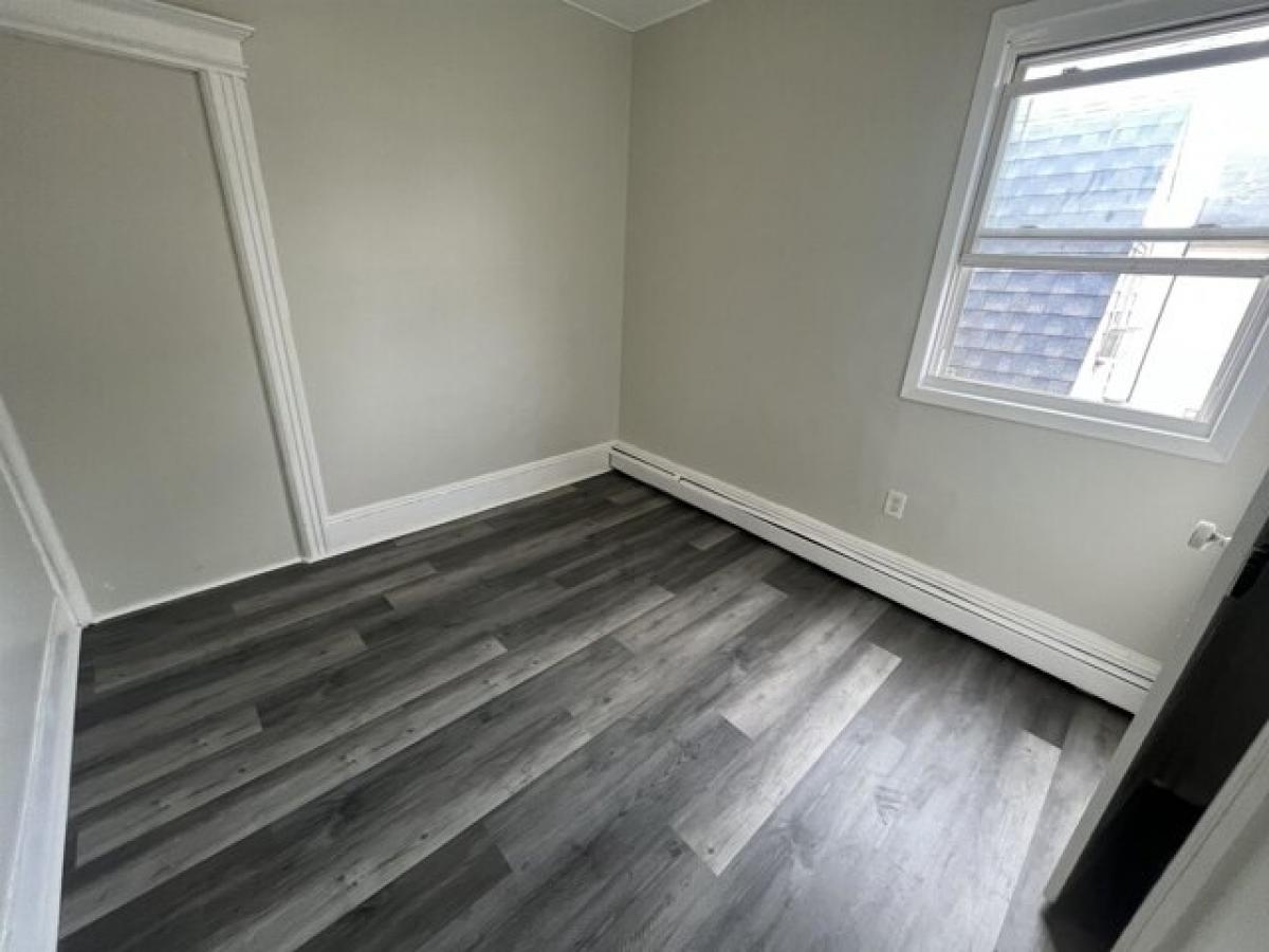 Picture of Home For Rent in Bayonne, New Jersey, United States