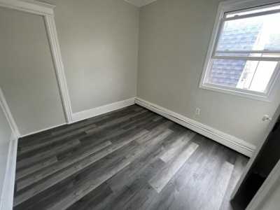 Home For Rent in Bayonne, New Jersey