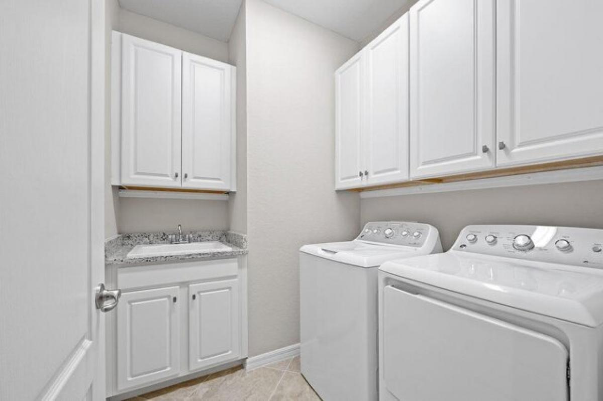 Picture of Home For Sale in Naples, Florida, United States