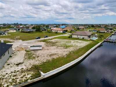 Residential Land For Sale in Cape Coral, Florida