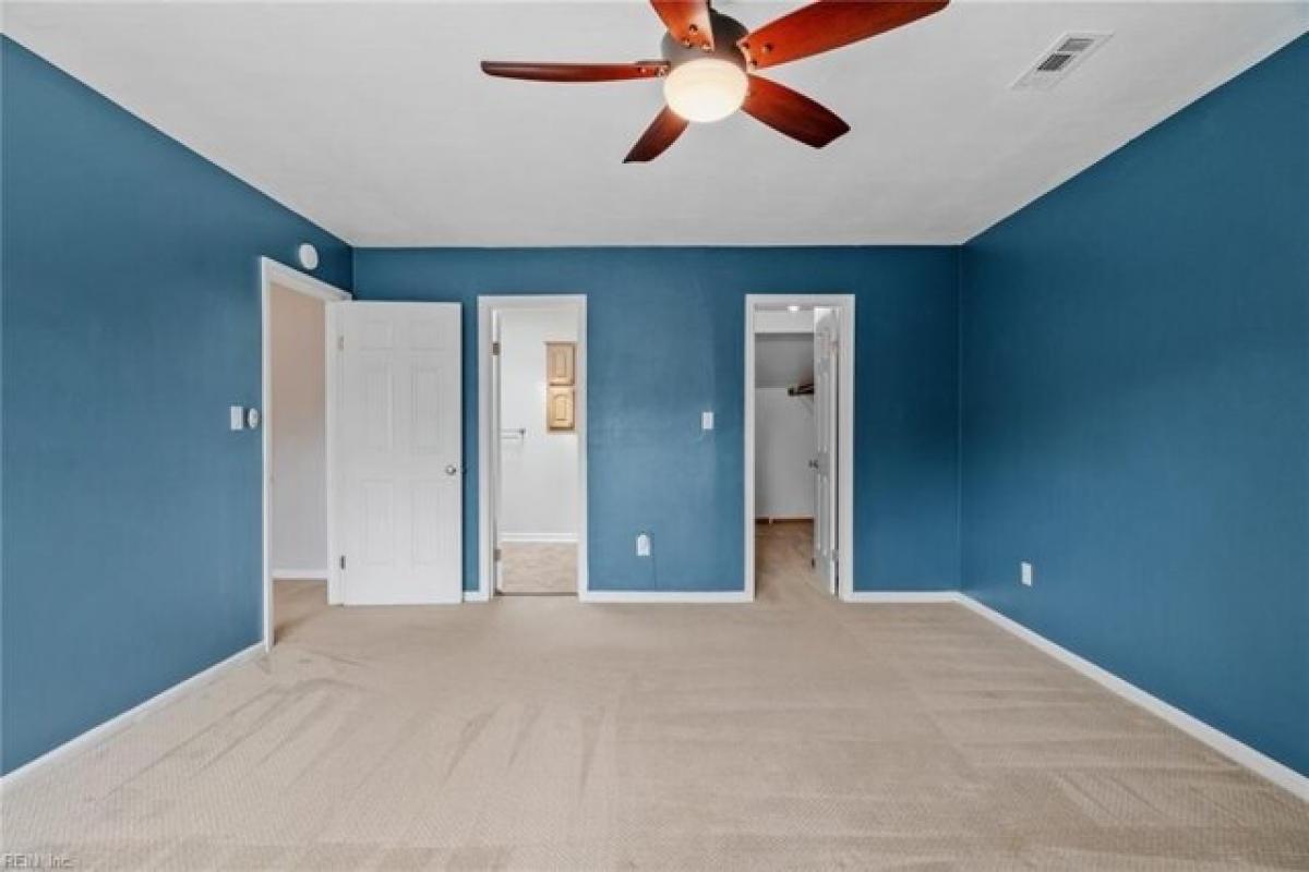 Picture of Home For Sale in Virginia Beach, Virginia, United States