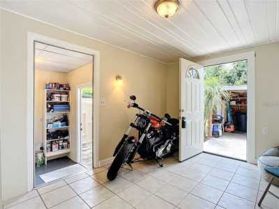 Home For Sale in Saint Petersburg, Florida