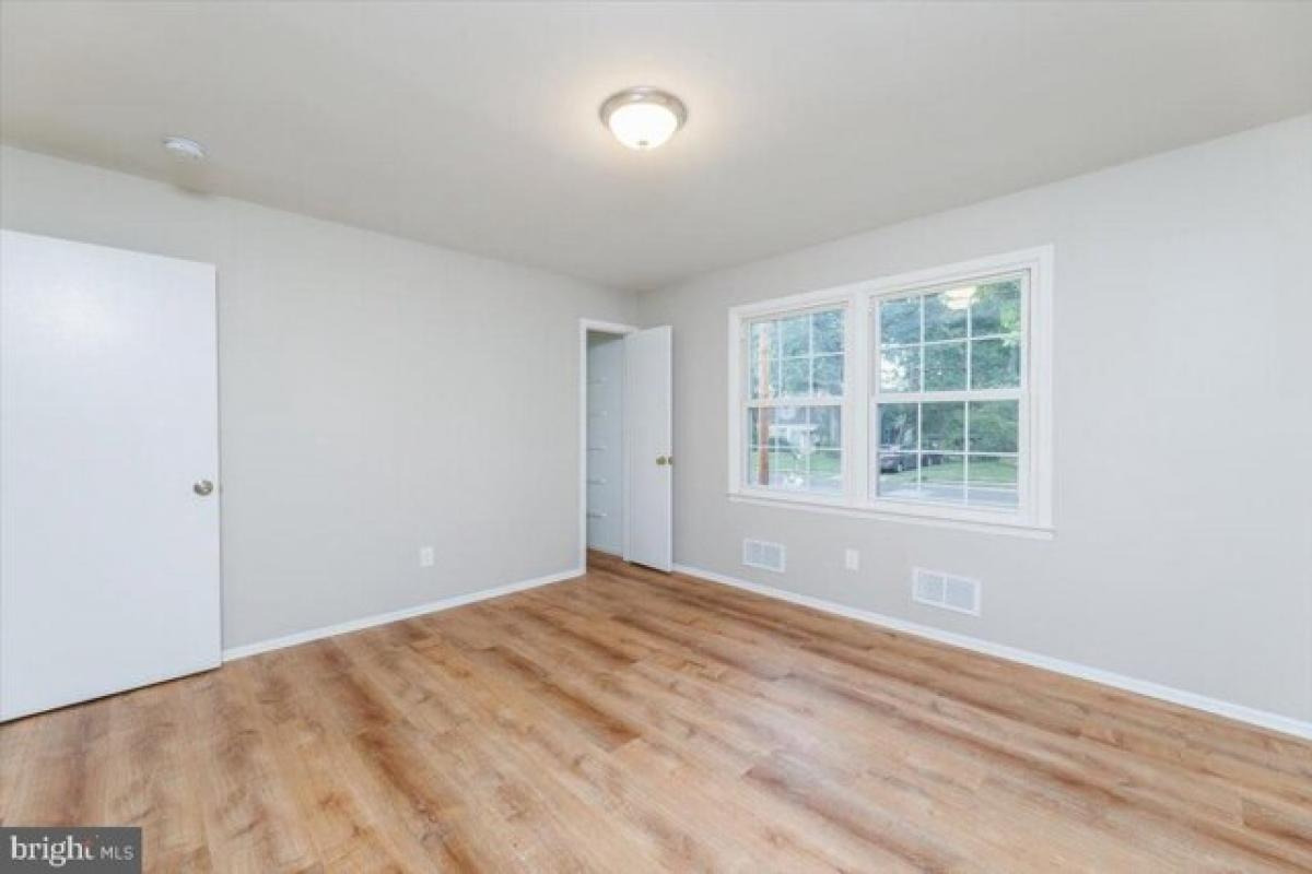 Picture of Home For Sale in Hamilton, New Jersey, United States