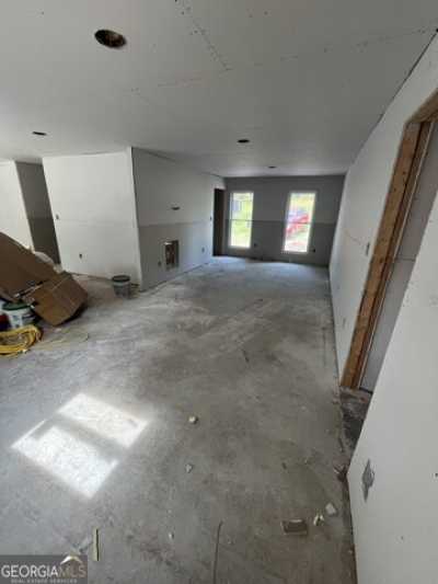 Home For Sale in Warner Robins, Georgia