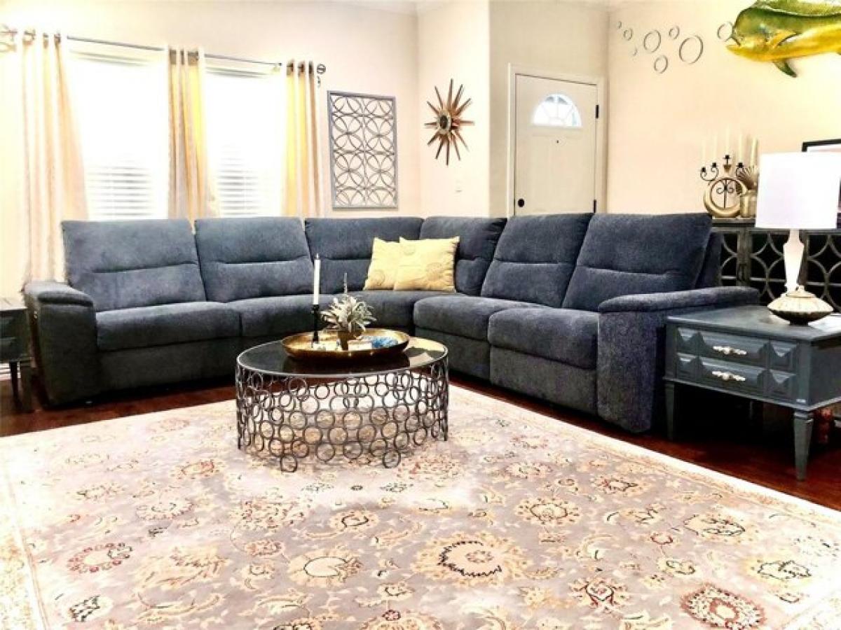 Picture of Home For Sale in Granbury, Texas, United States