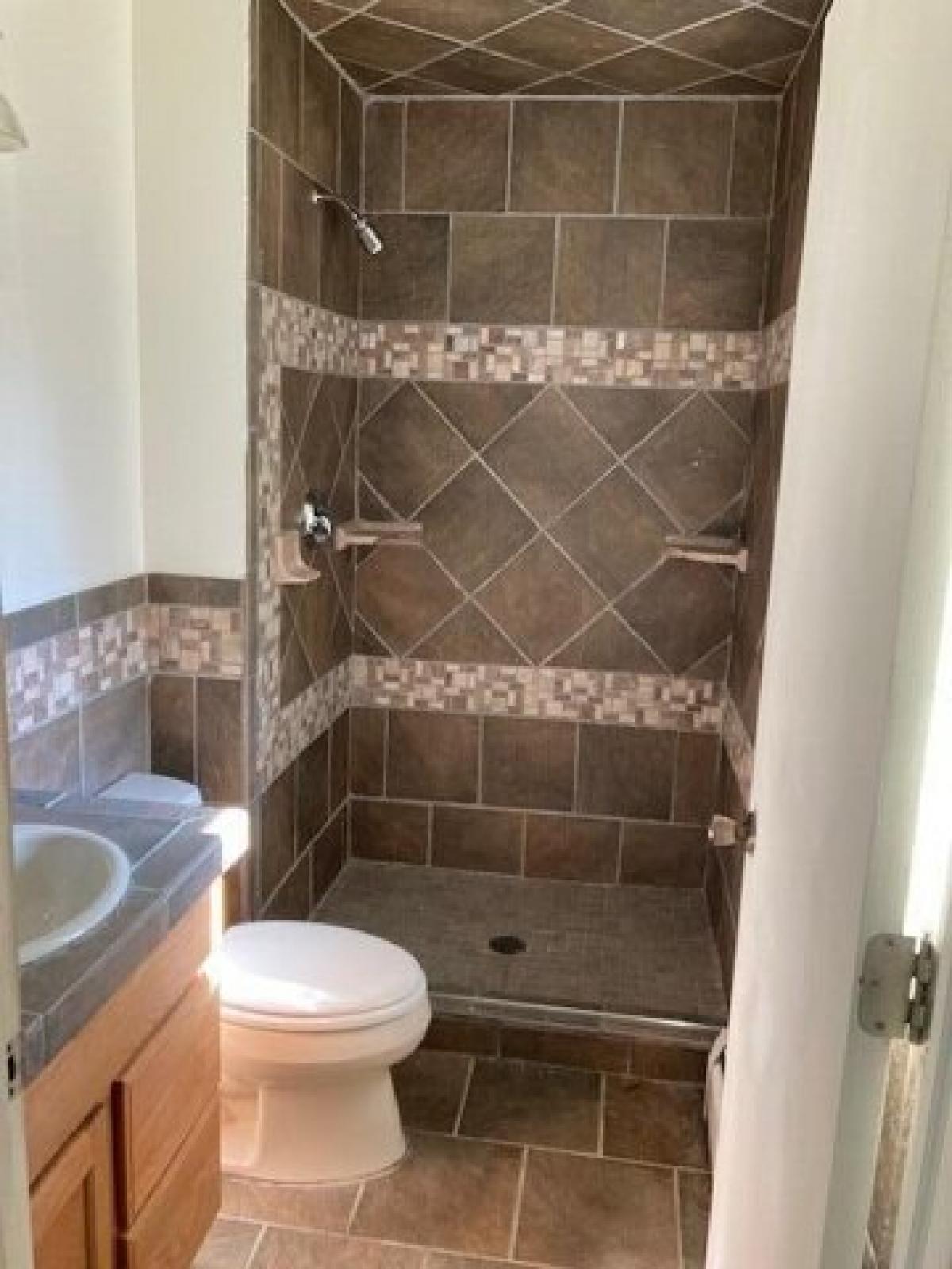 Picture of Home For Sale in Gaylord, Michigan, United States