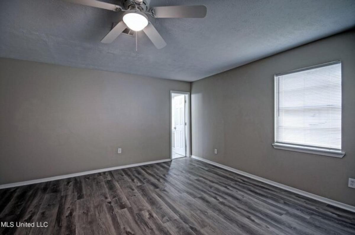 Picture of Home For Sale in Jackson, Mississippi, United States