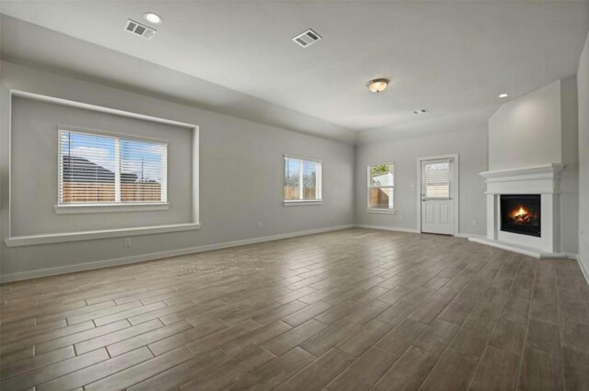 Picture of Home For Sale in Baytown, Texas, United States