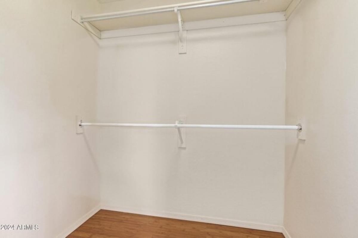 Picture of Home For Sale in Phoenix, Arizona, United States