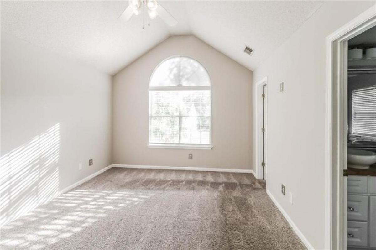 Picture of Home For Sale in Snellville, Georgia, United States