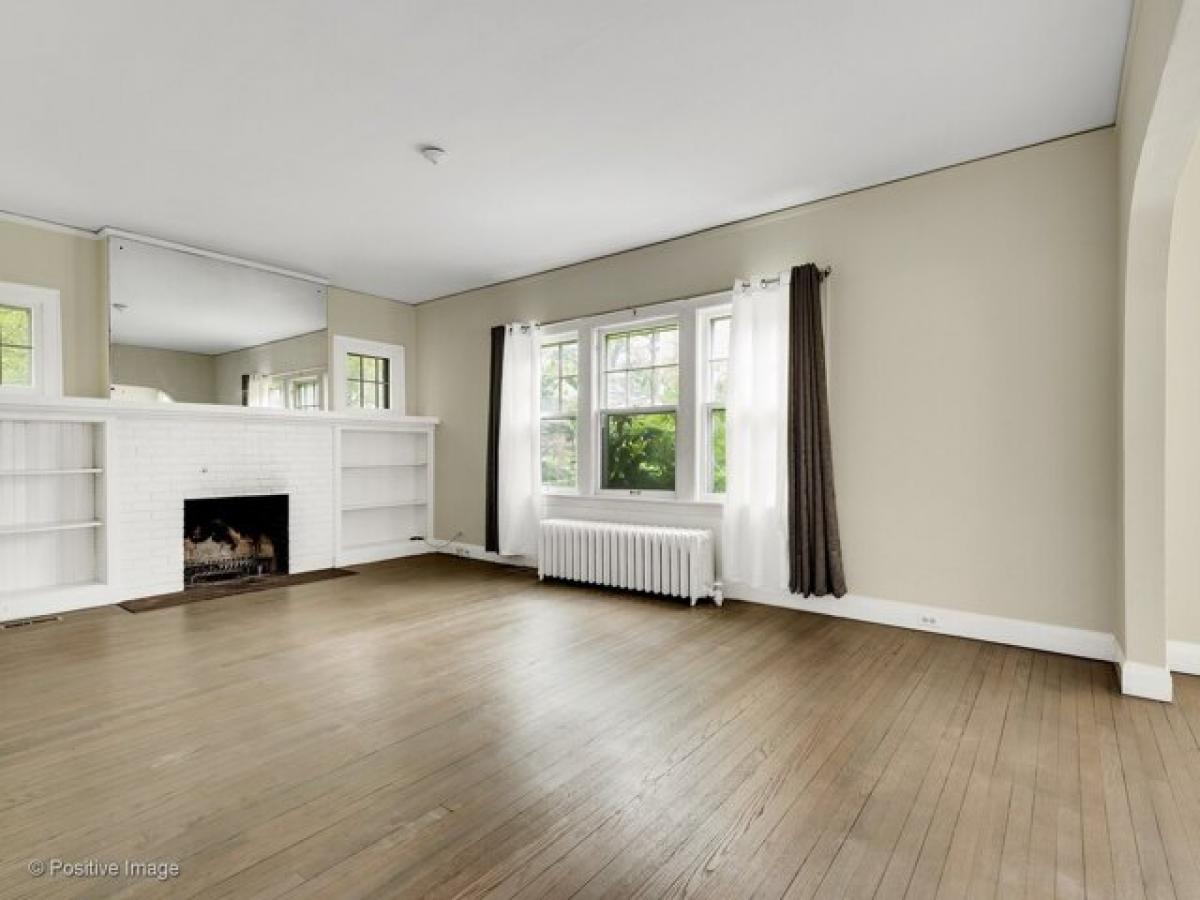 Picture of Home For Rent in Hinsdale, Illinois, United States