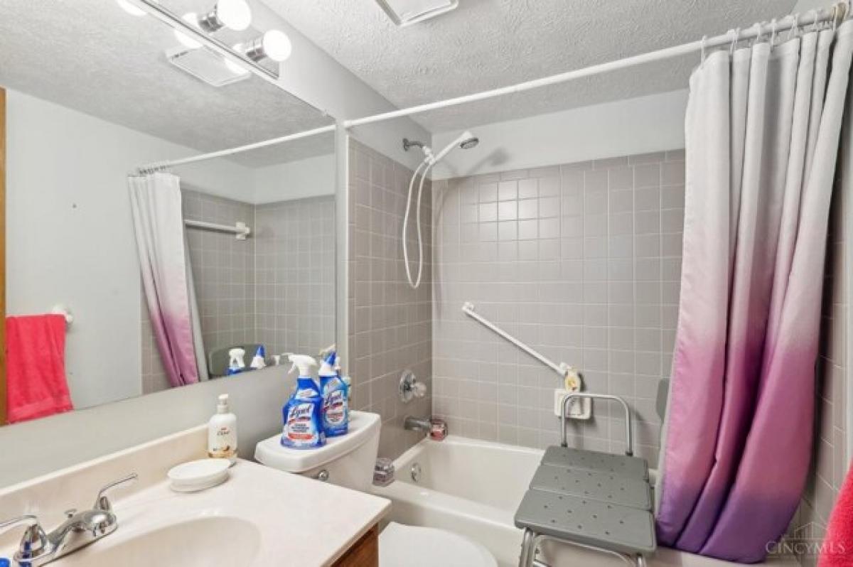 Picture of Home For Sale in Cincinnati, Ohio, United States