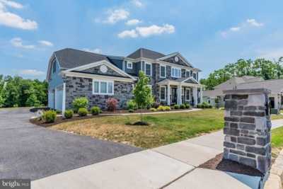 Home For Sale in Mechanicsburg, Pennsylvania