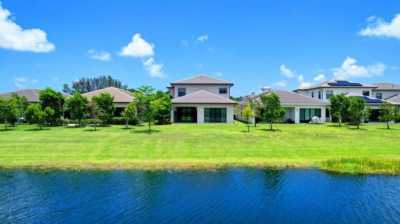 Home For Sale in West Palm Beach, Florida